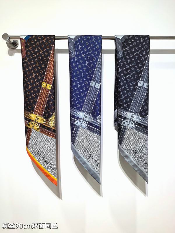 LV silk Scarf 90X90cm E030151
